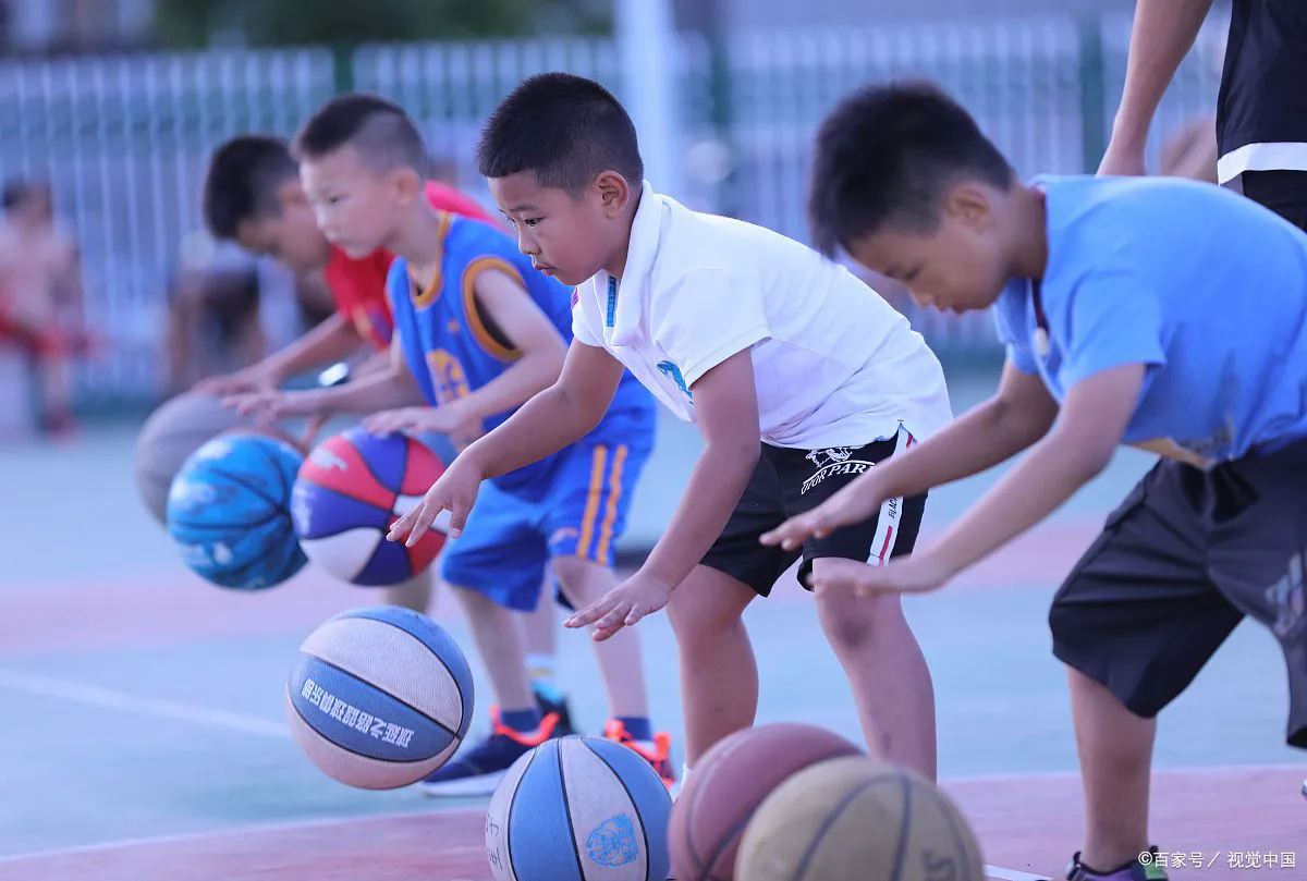 如何帮助青少年篮球运动员处理比赛中的情绪波动_2
